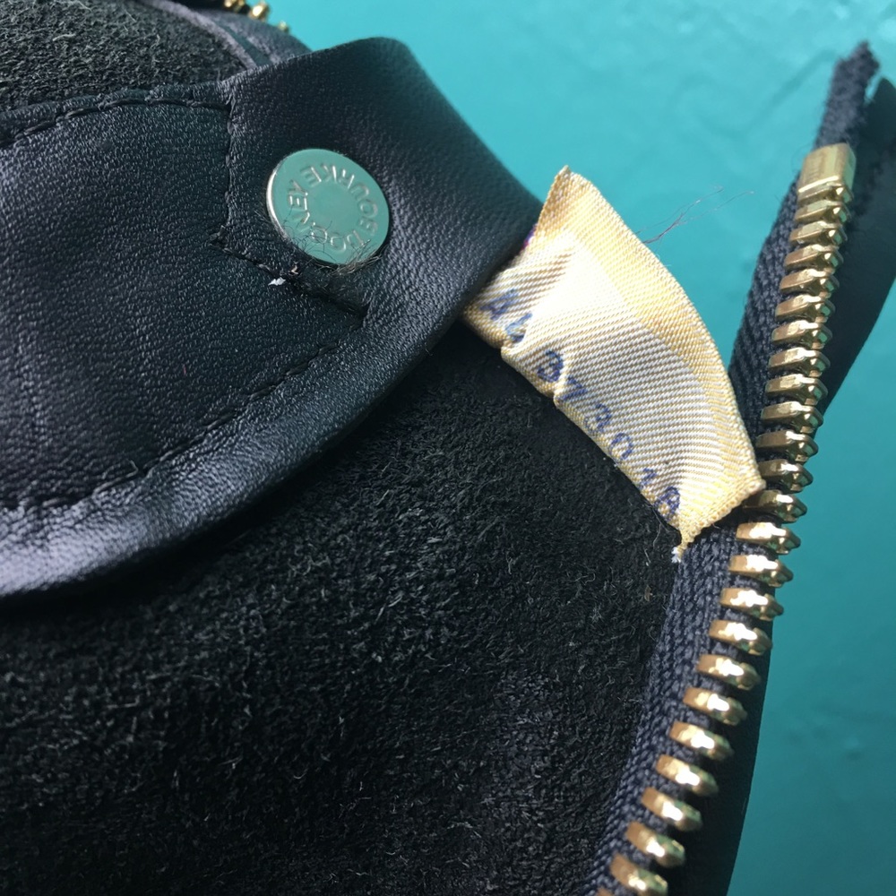 Dooney & Bourke Black Leather Vintage Hobo Bag - Picture 5 of 7